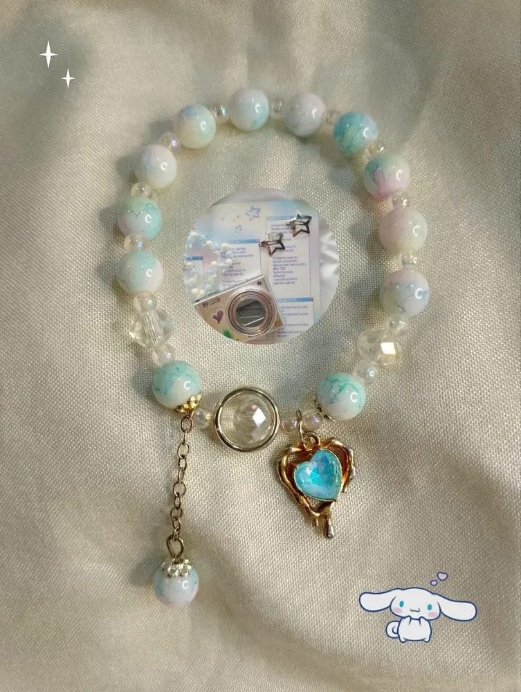 Melting Heart Charm Bracelet 🩵